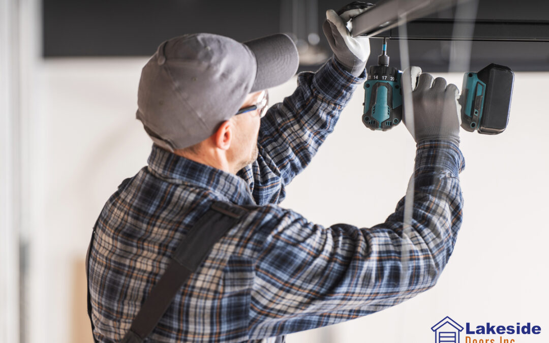 5 Signs It’s Time to Replace Your Garage Door Opener This Summer