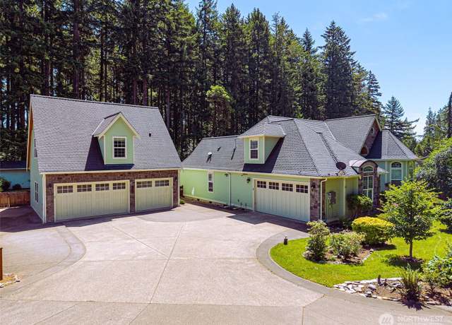 Top Garage Door Trends for Pierce County Historic Homes genIslnoResize.2400954 0