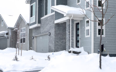 The 5 Garage Doors That Don’t Stand a Chance in PNW Winters