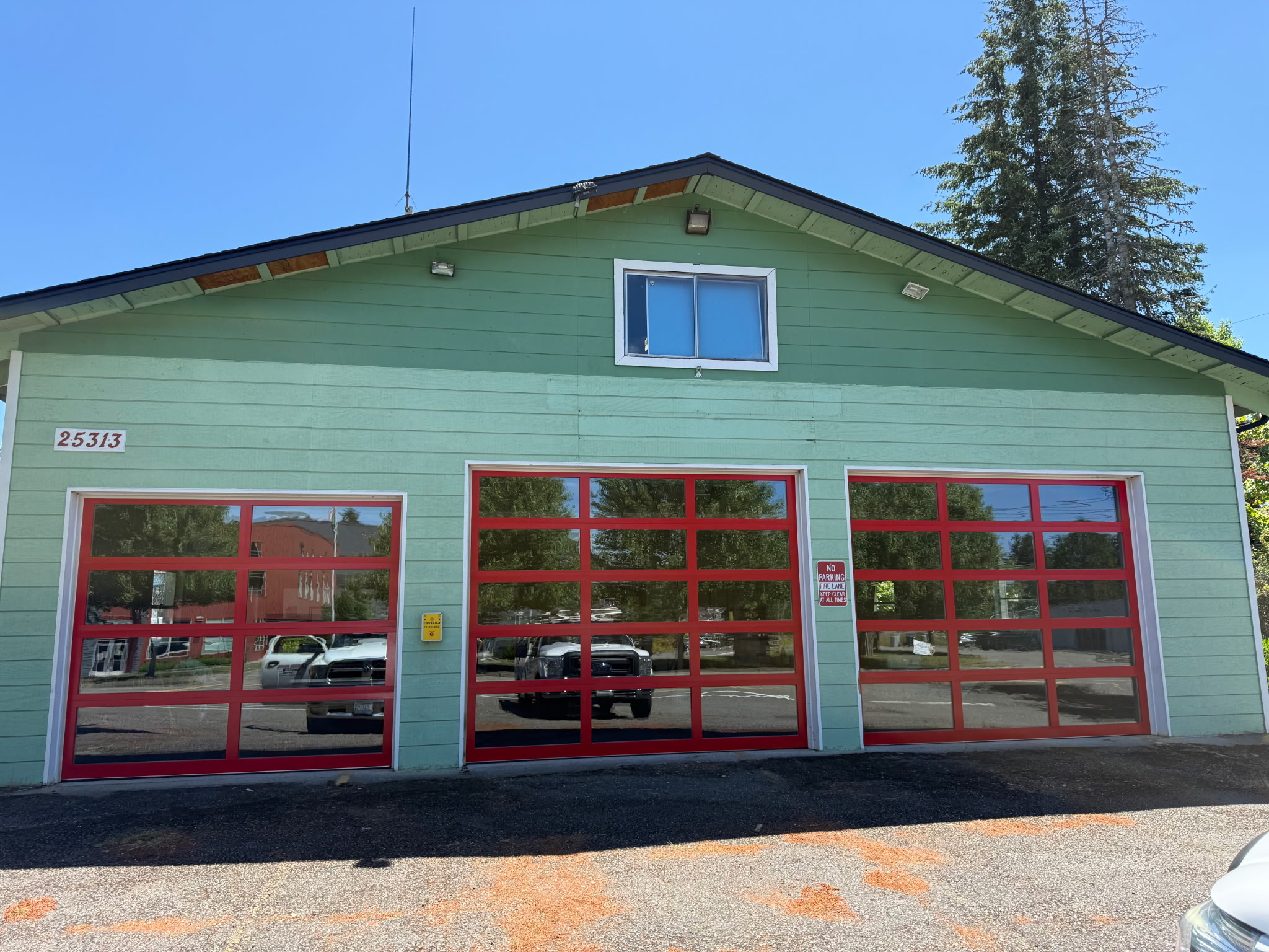 after-upgrade-commercial-garage-door-fire-department-black-diamond-wa-3 glass garage doors for a fire department